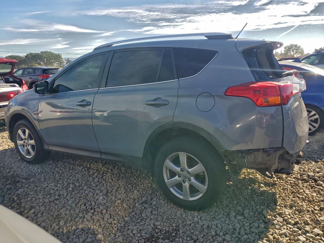 2013 Toyota Rav4 Le - Image 2