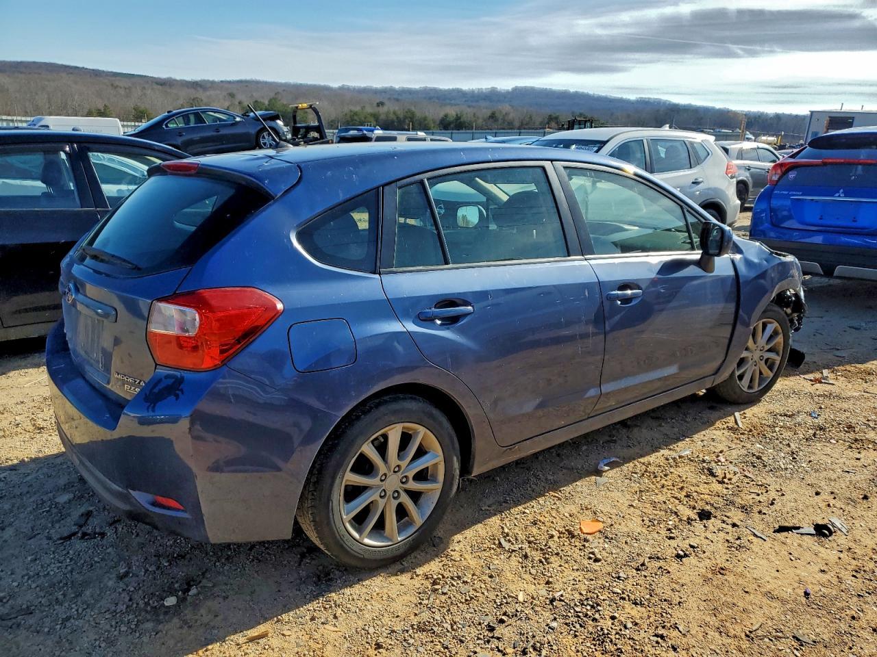2013 Subaru Impreza Premium - Фото 3