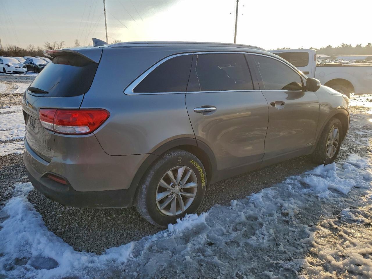 2016 Kia Sorento Lx - Фото 3