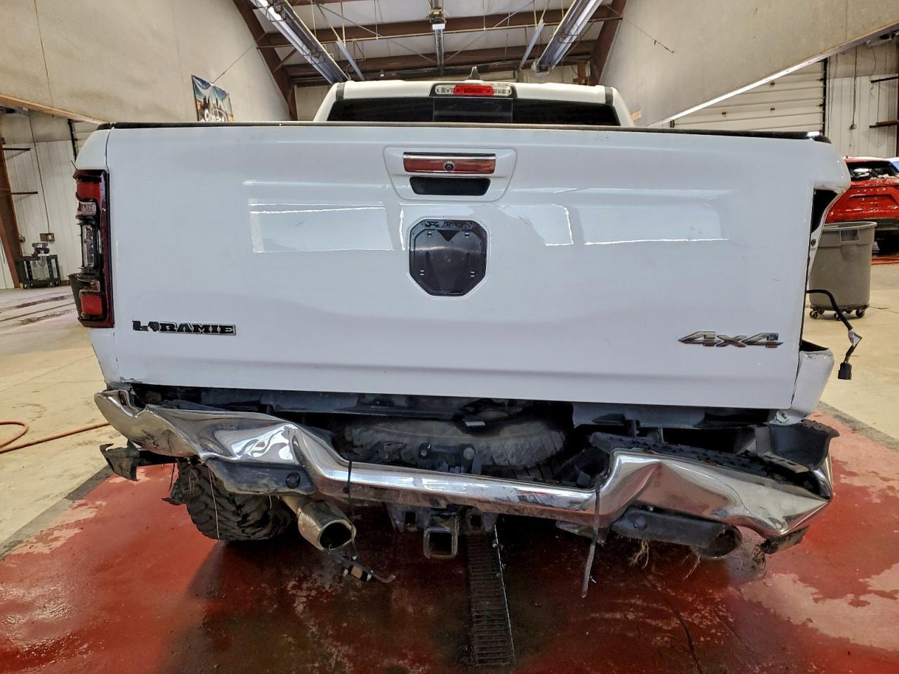 2022 Ram 1500 Laramie - Фото 6