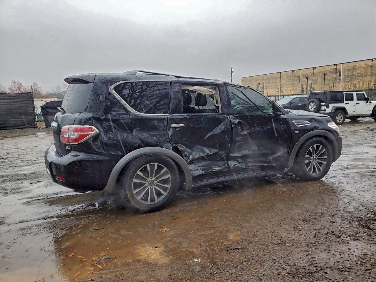 2020 Nissan Armada Sv - Фото 3