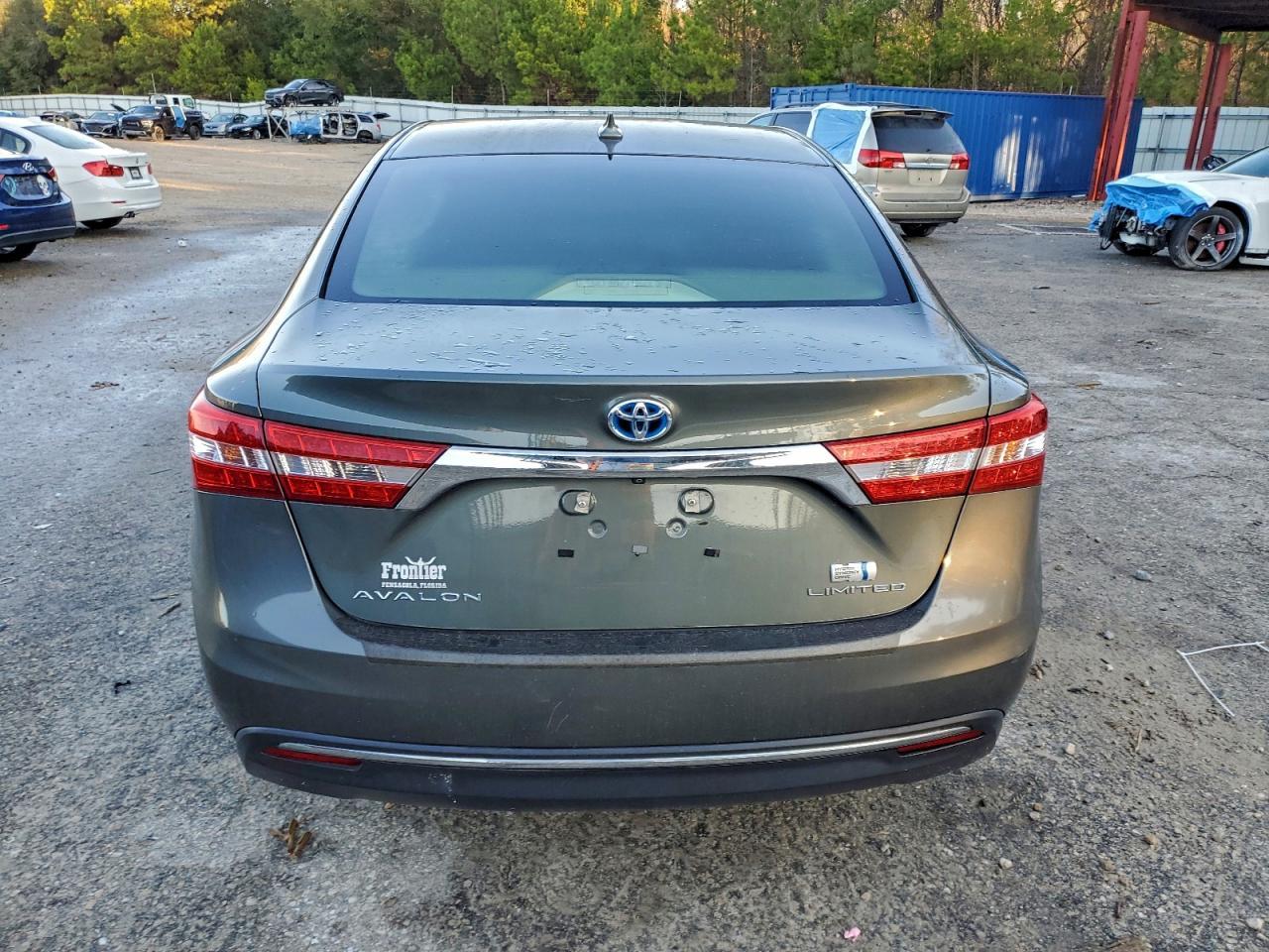 2013 Toyota Avalon Hybrid - Фото 6
