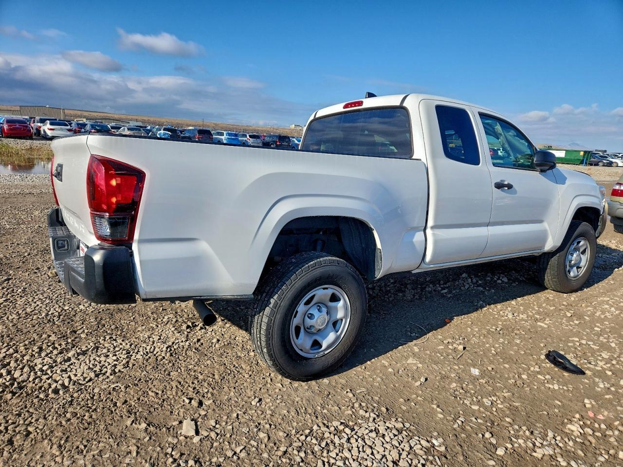 2023 Toyota Tacoma Access Cab - Image 3