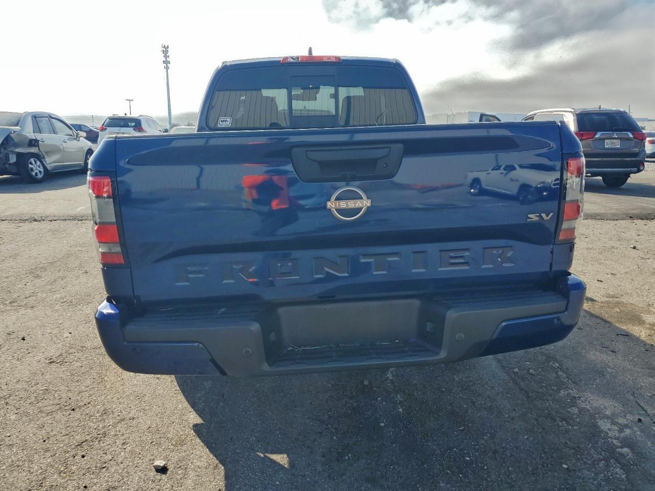 2022 Nissan Frontier S - Фото 6