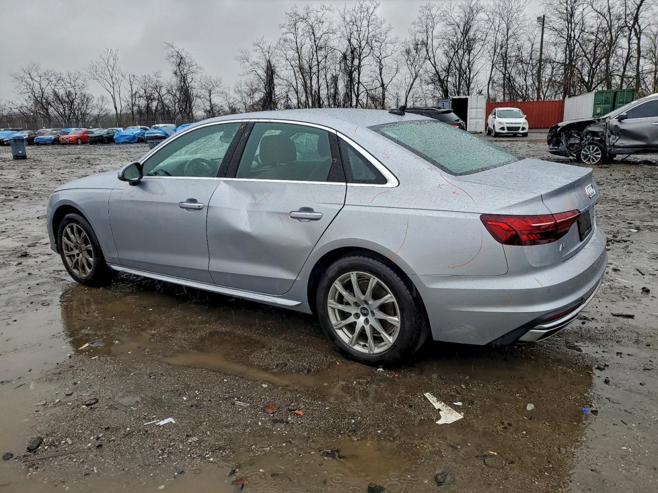 2022 Audi A4 Premium 40 - Фото 2