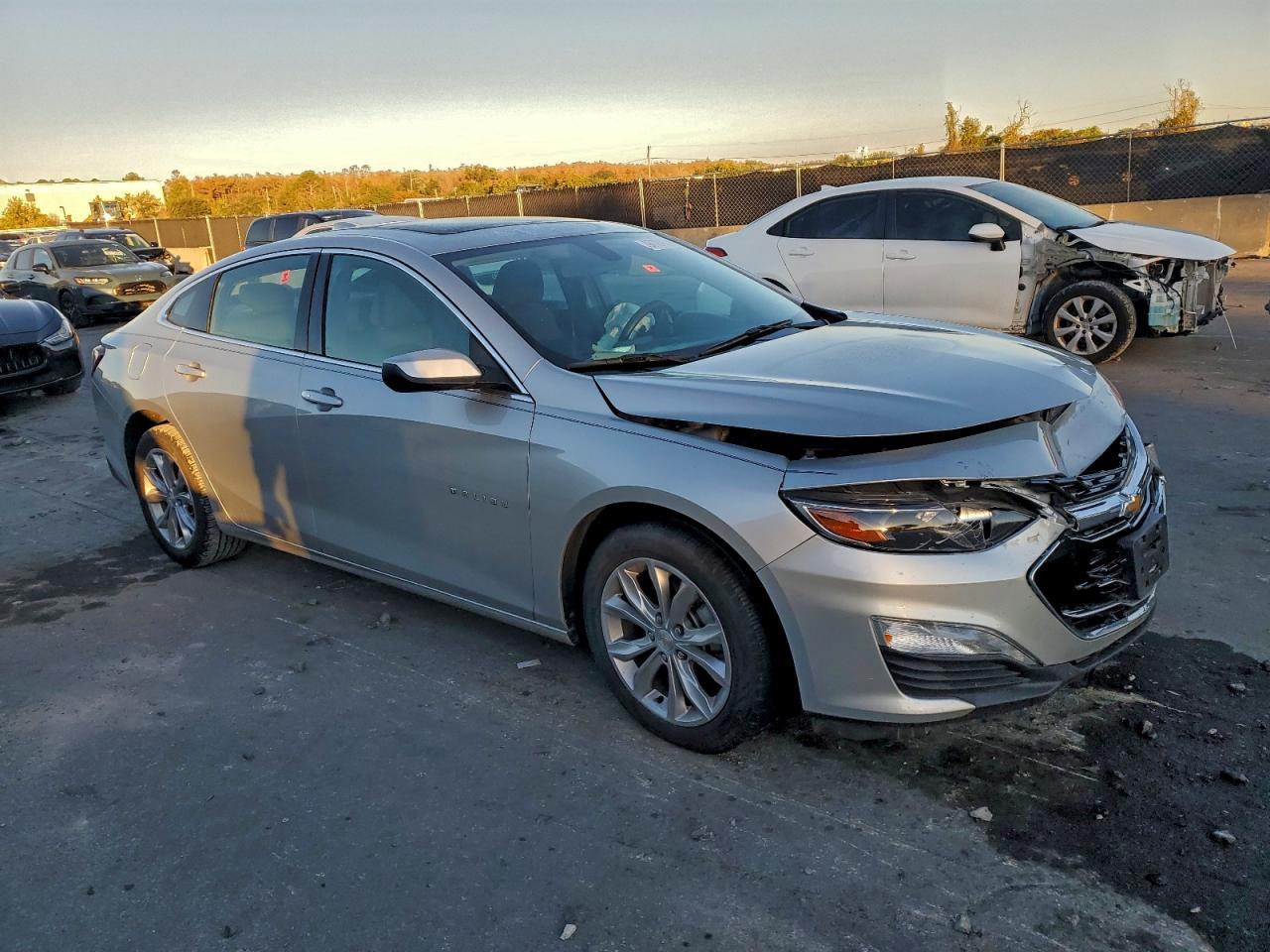 2021 Chevrolet Malibu Lt - Image 4