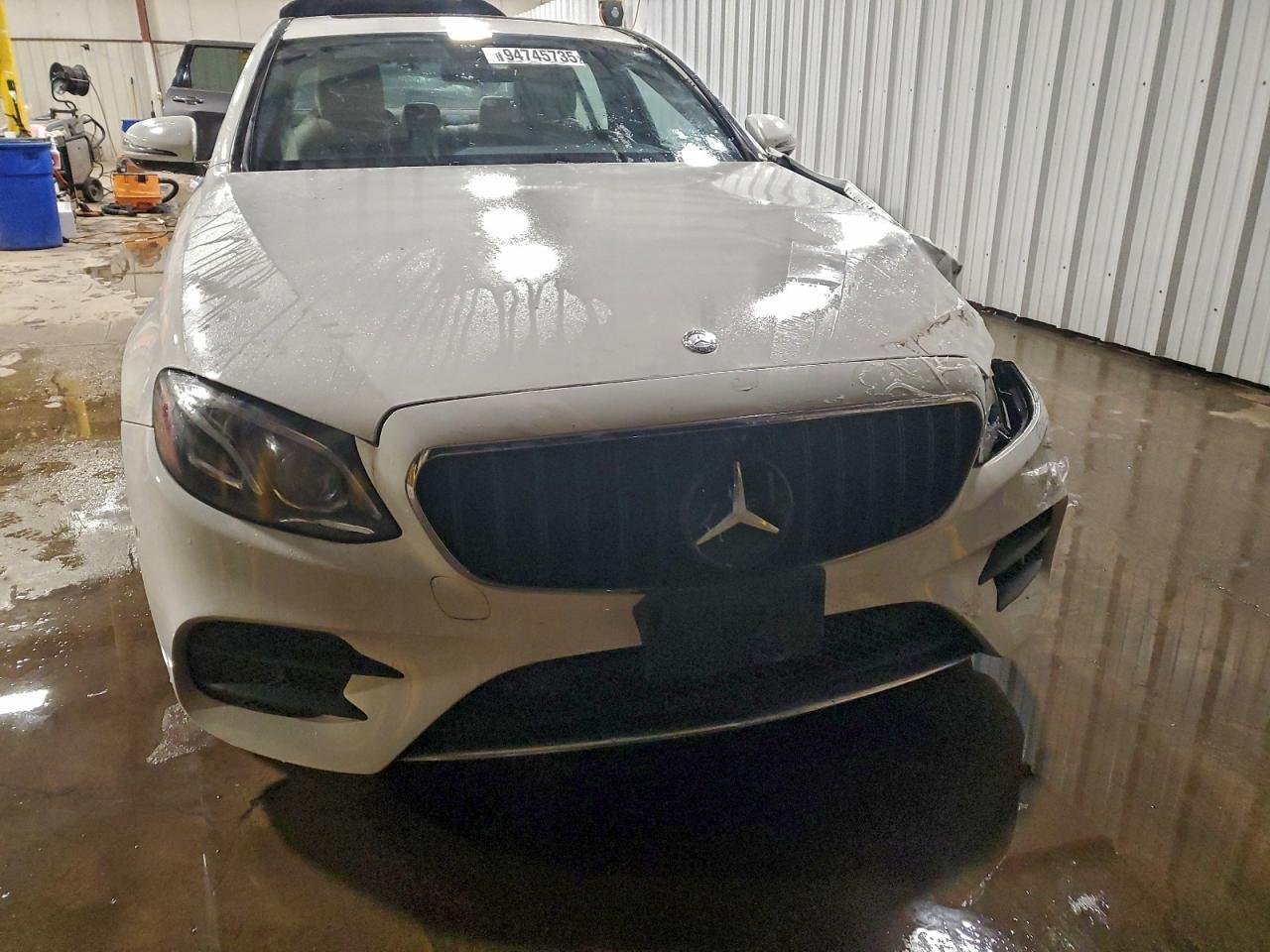 2017 Mercedes-Benz E 300 4Matic - Image 5