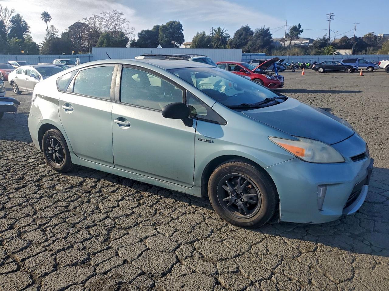 2013 Toyota Prius - Фото 4