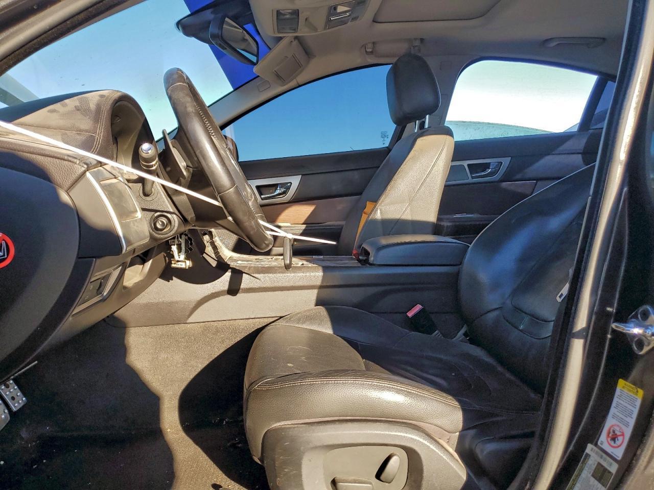 2013 Jaguar X-Type Base 4D Sedan - Image 7