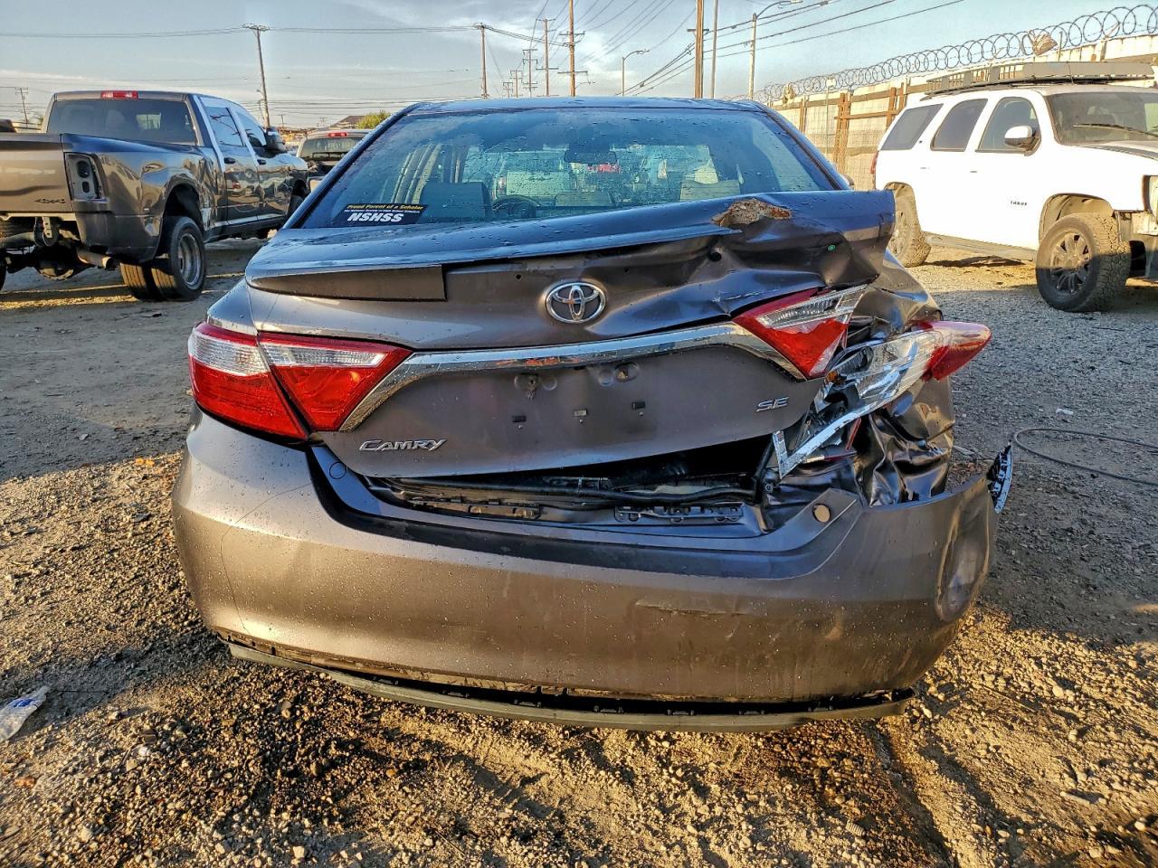 2015 Toyota Camry - Image 6