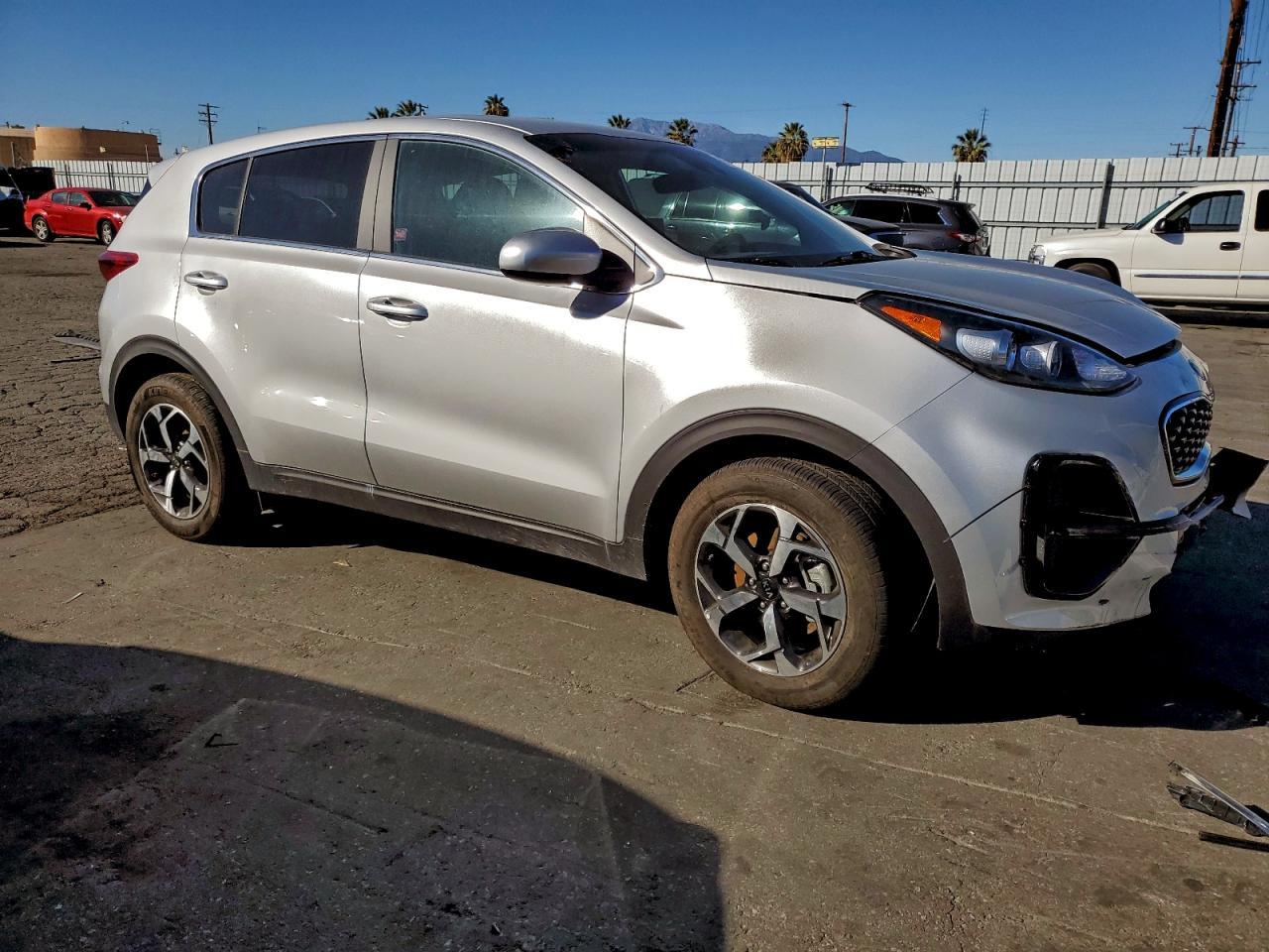 2022 Kia Sportage Lx - Image 4