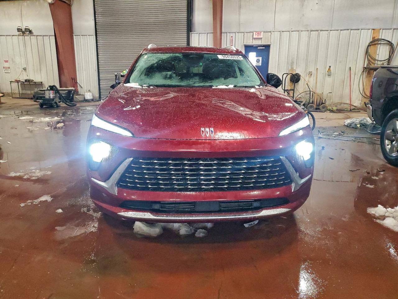 2024 Buick Envision Avenir - Image 5