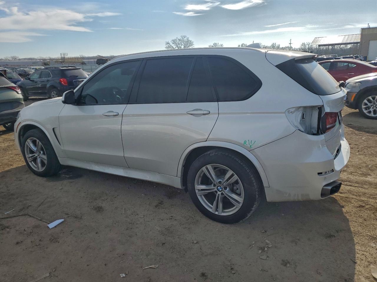 2017 BMW X5 xDrive35I - Фото 2