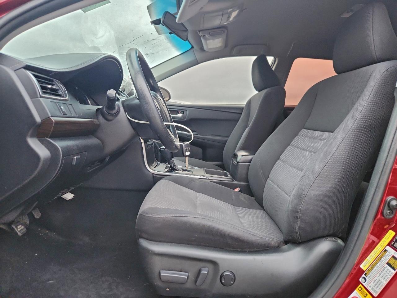 2016 Toyota Camry Le - Фото 7