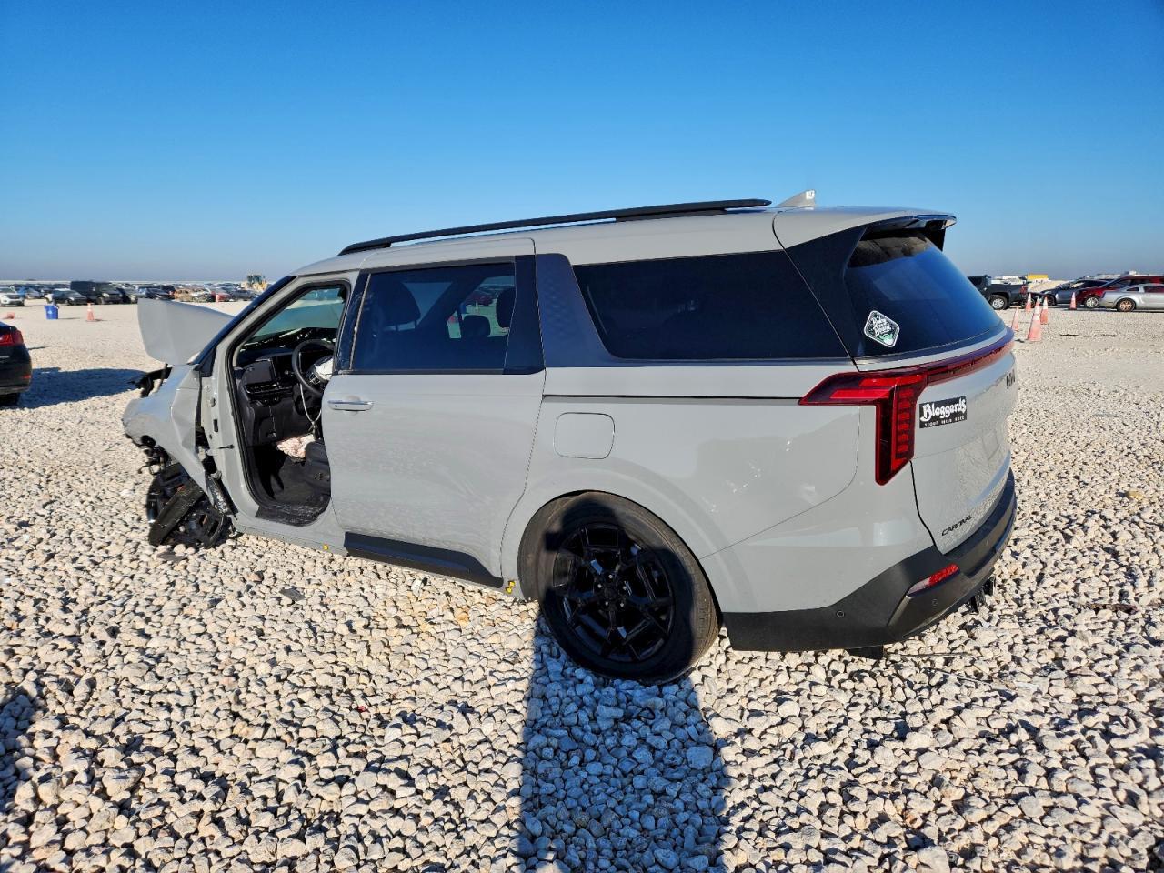 2025 Kia Carnival Sx - Image 2