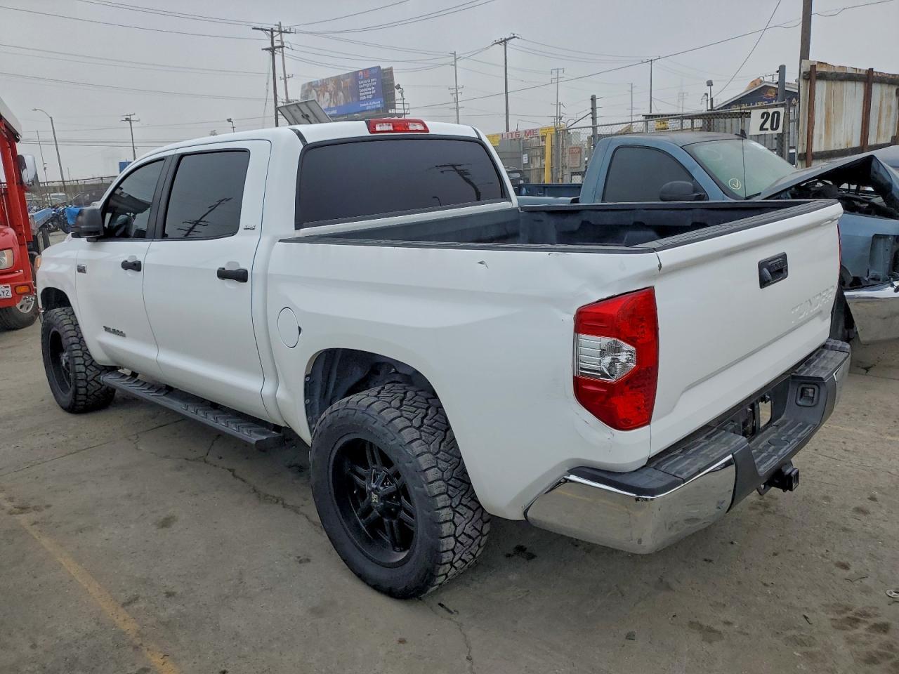 2014 Toyota Tundra Crewmax Sr5 - Фото 2