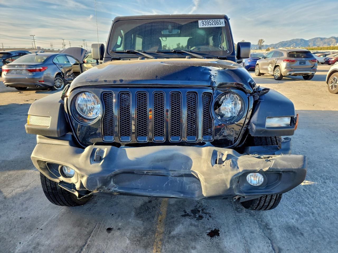 2023 Jeep Wrangler Sport - Фото 5