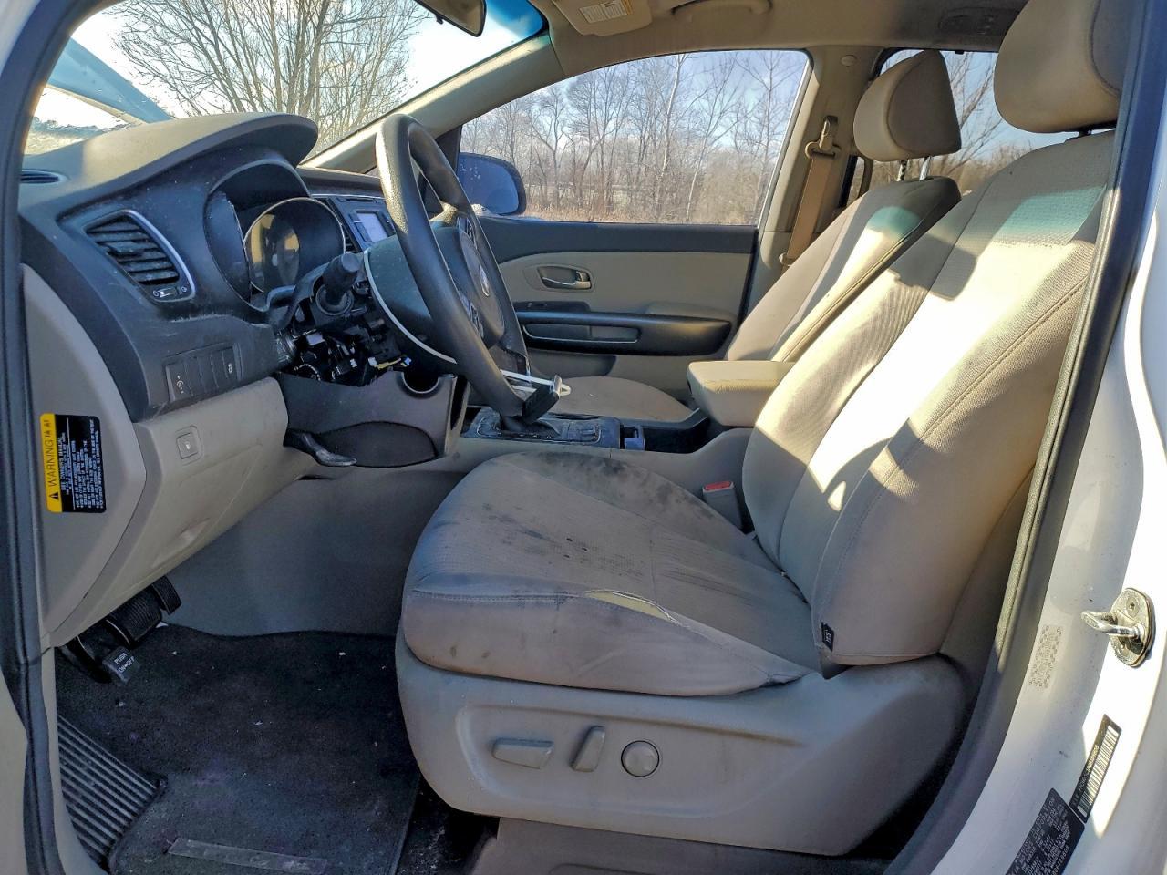 2016 Kia Sedona Lx - Image 7