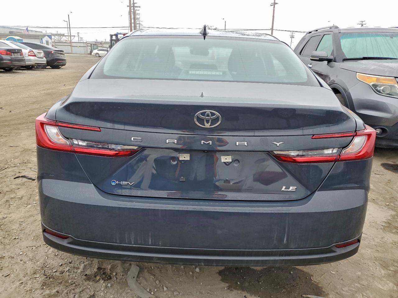 2025 Toyota Camry Xse - Фото 6