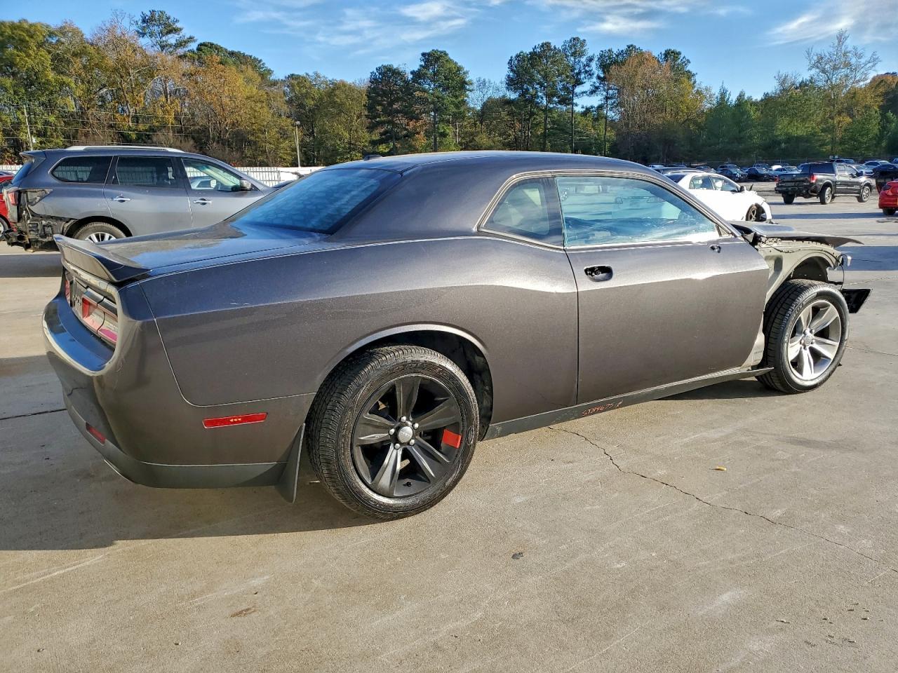2018 Dodge Challenger Sxt - Image 3