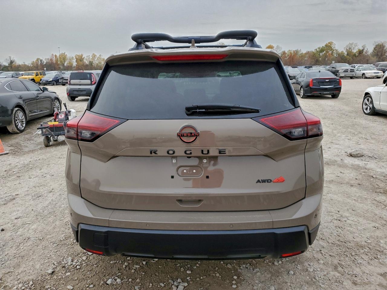 2025 Nissan Rogue Sv - Image 6