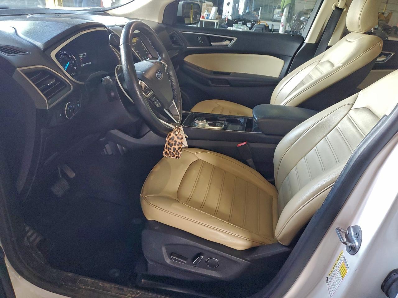 2019 Ford Edge Sel - Image 7