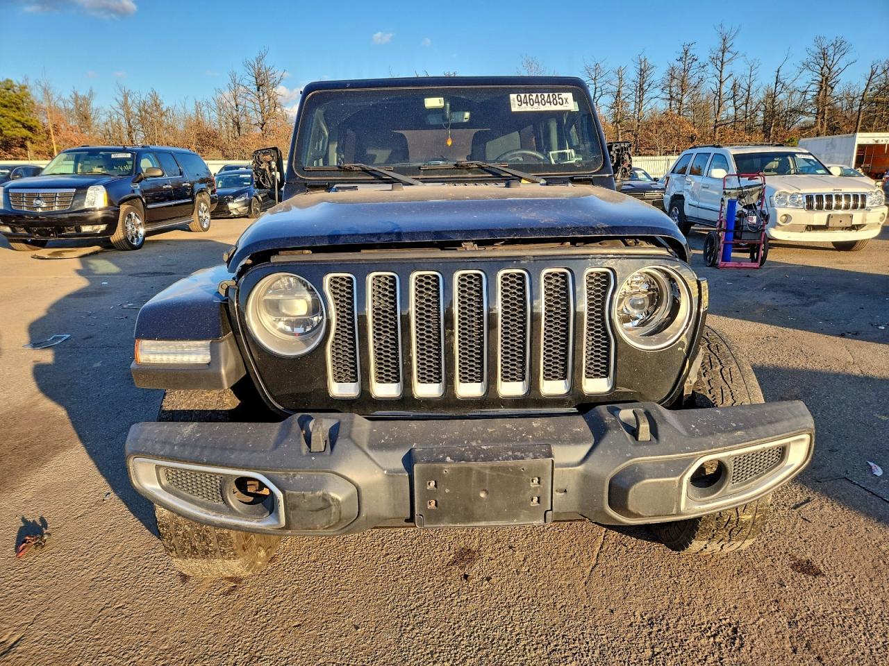2018 Jeep Wrangler Unlimited Sahara - Image 5