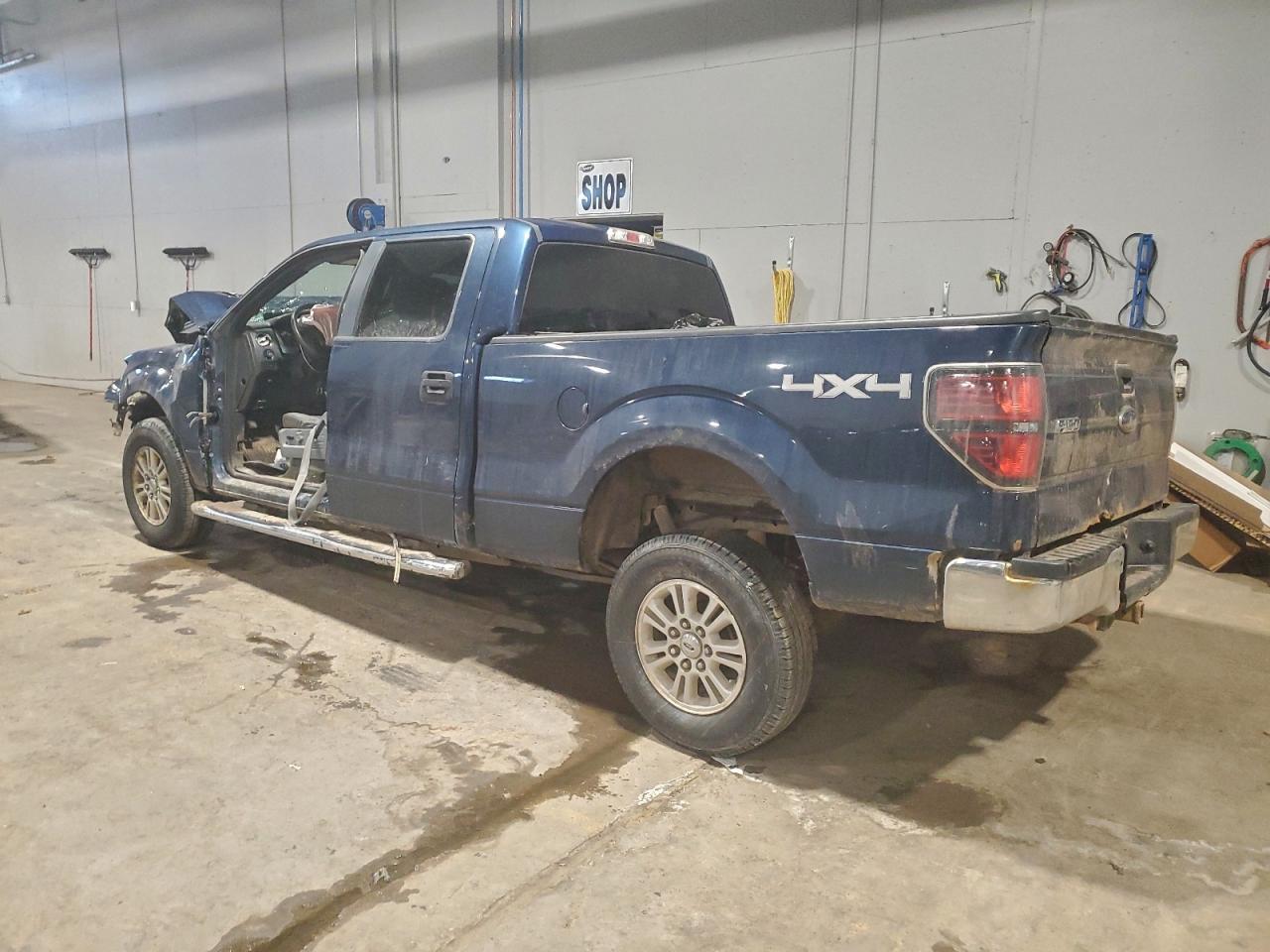 2014 Ford F150 Supercrew - Фото 2