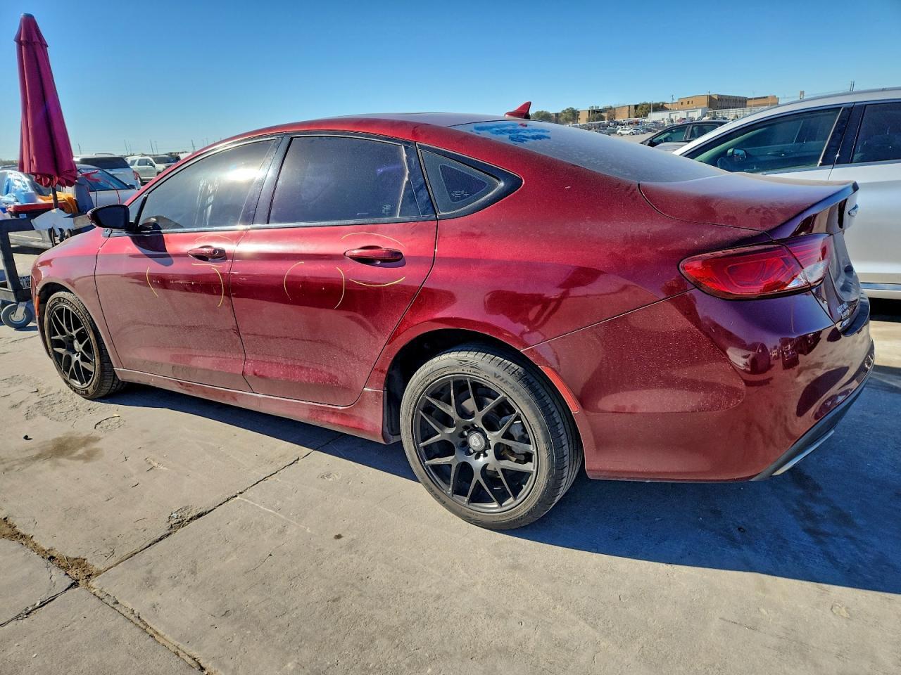 2016 Chrysler 200 S - Фото 2