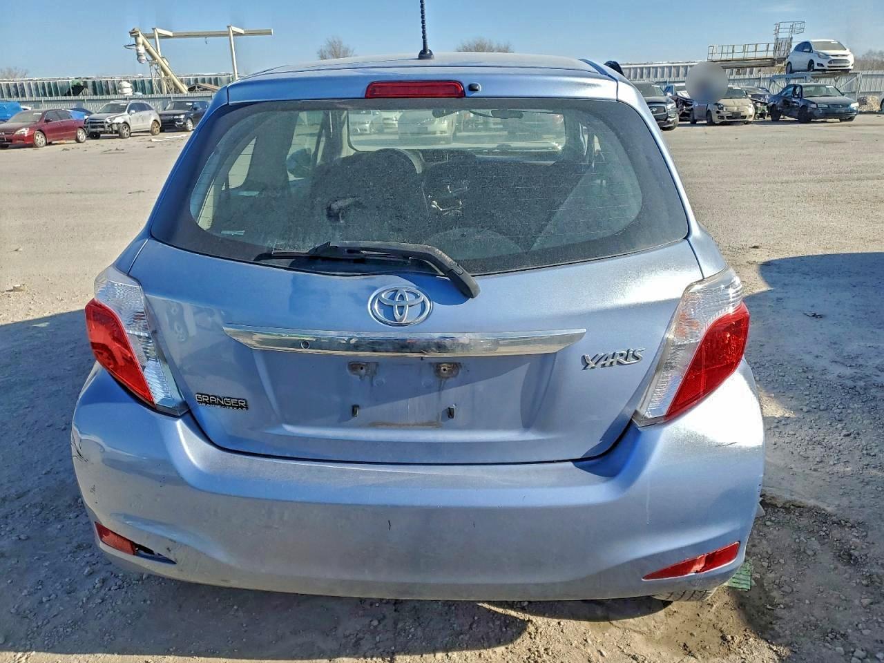 2014 Toyota Yaris - Image 6