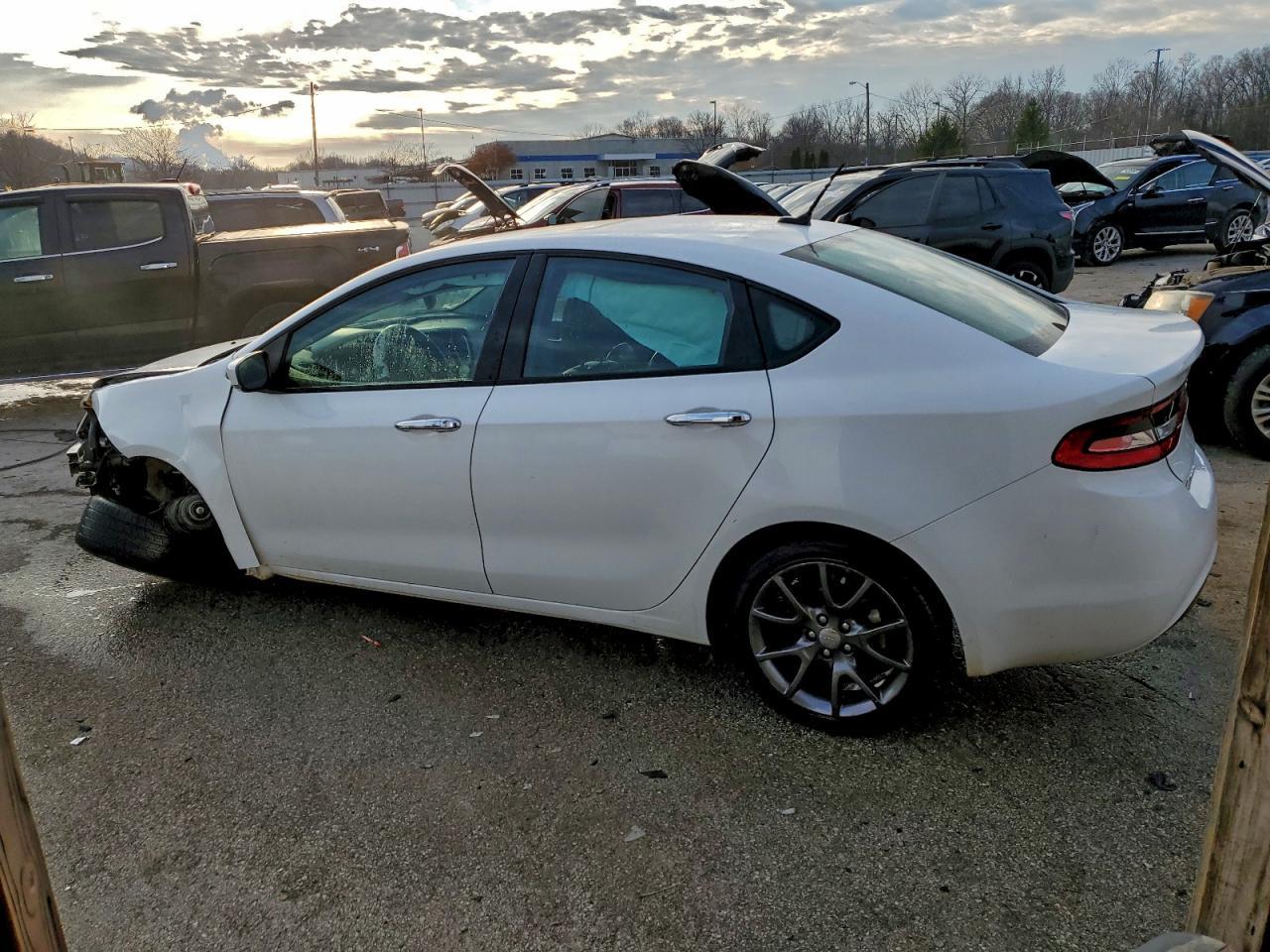 2015 Dodge Dart Limited - Фото 2