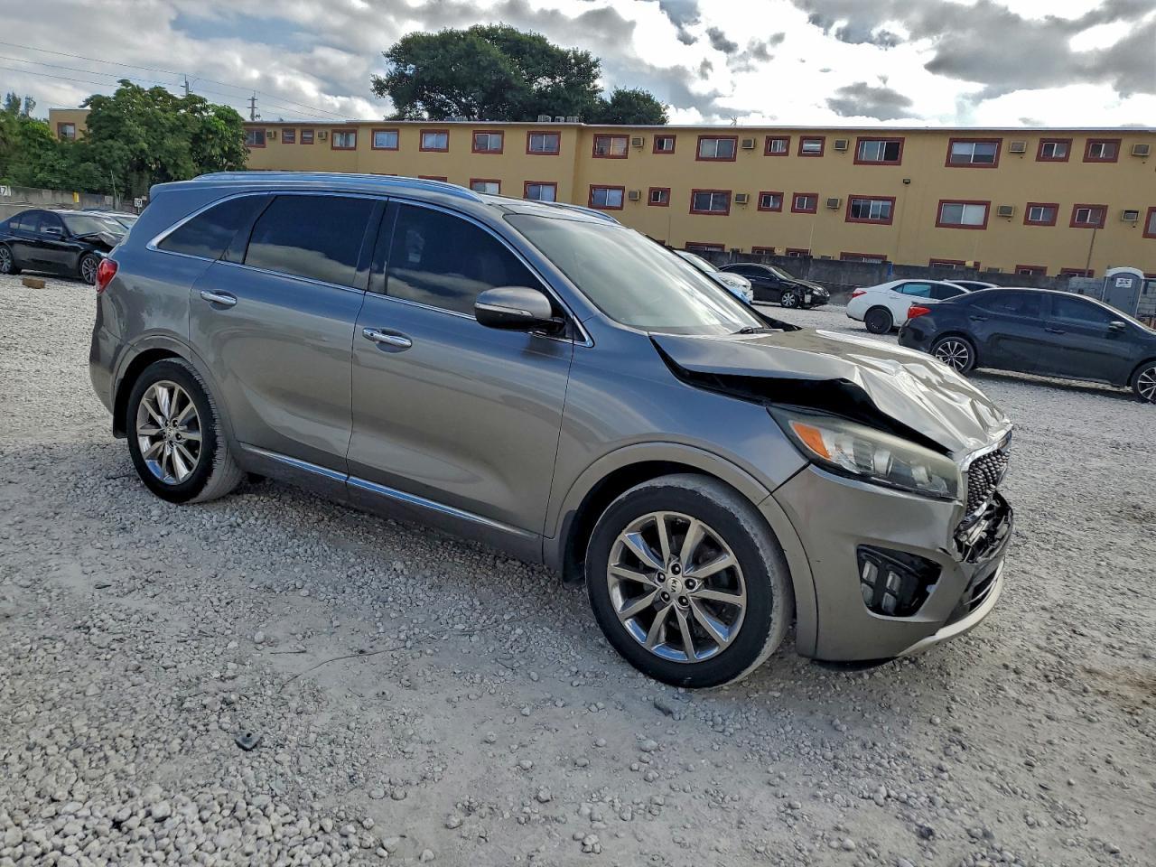 2016 Kia Sorento Sx - Фото 4