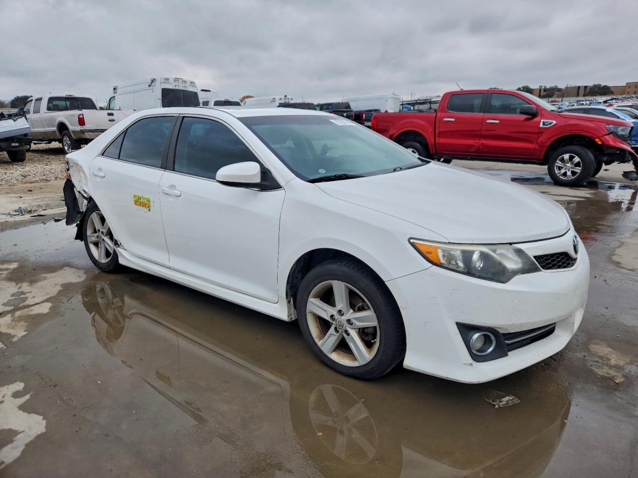 2014 Toyota Camry Se - Фото 4