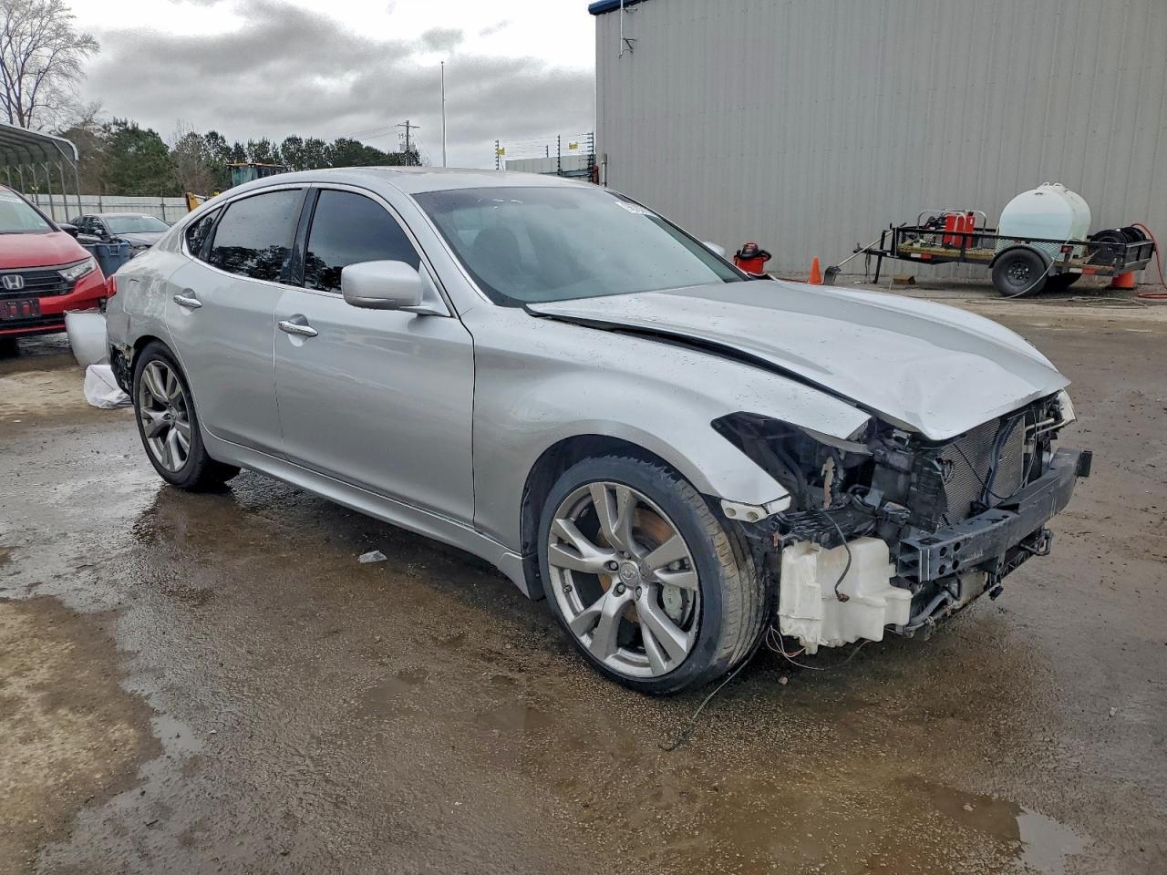 2011 Infiniti M37 - Image 4