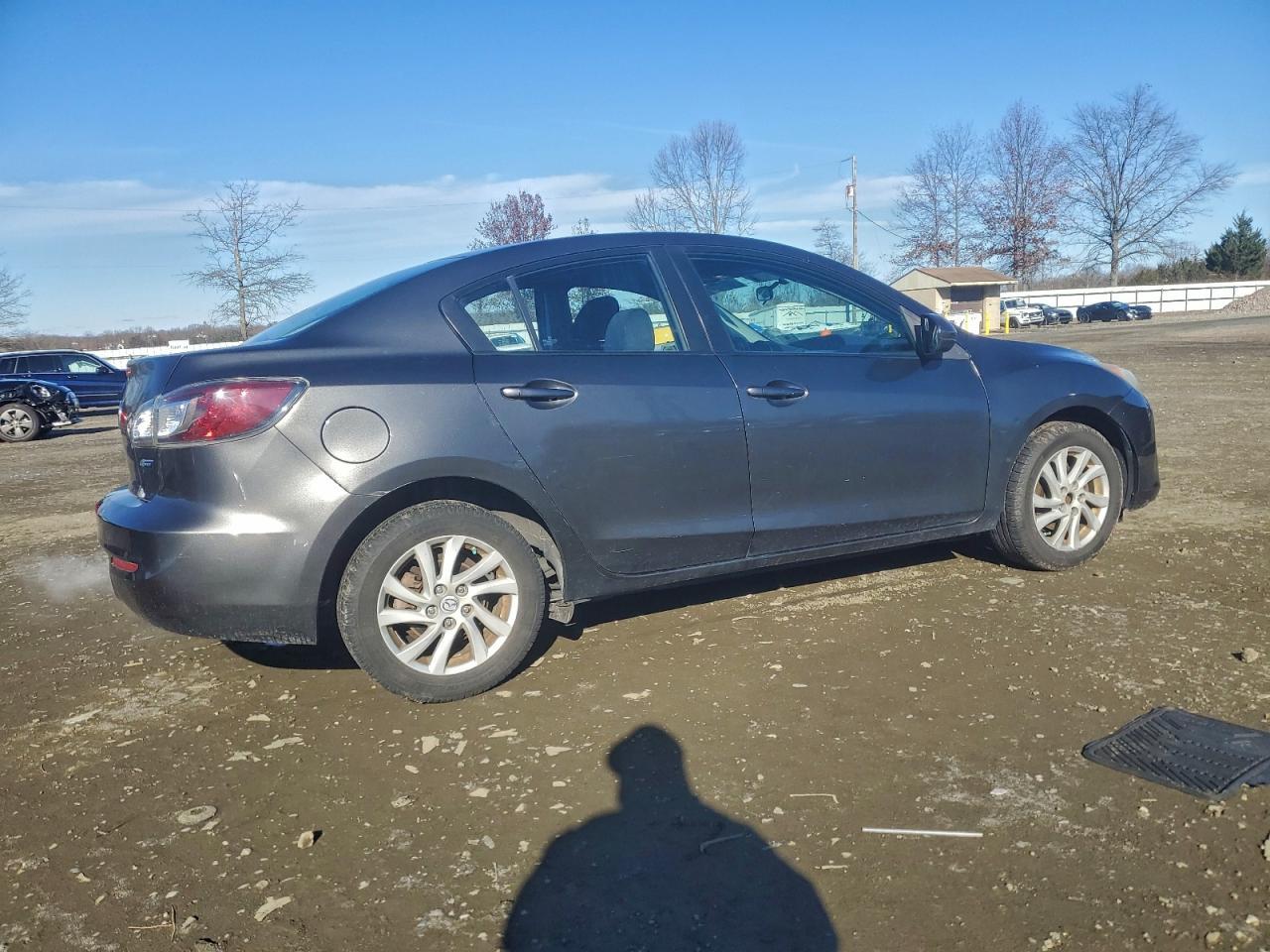 2012 Mazda 3 I - Image 3