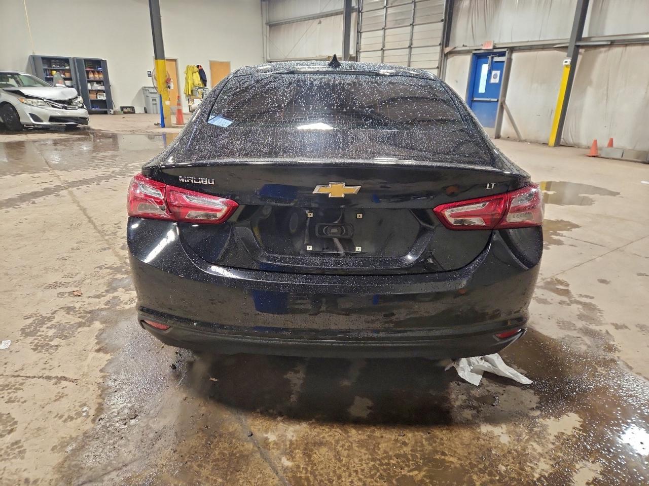 2022 Chevrolet Malibu Lt - Фото 6