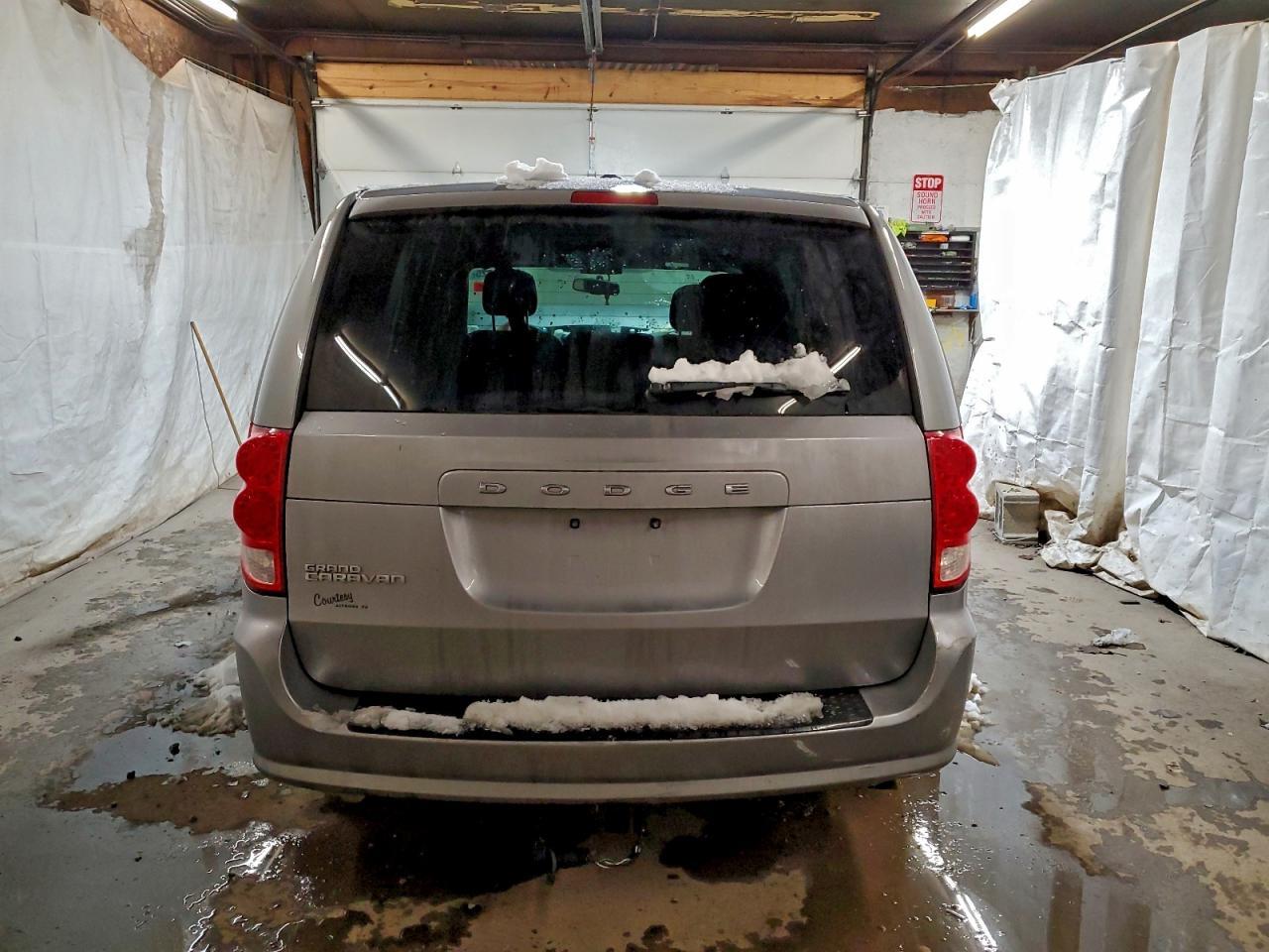 2014 Dodge Grand Caravan Se - Image 6