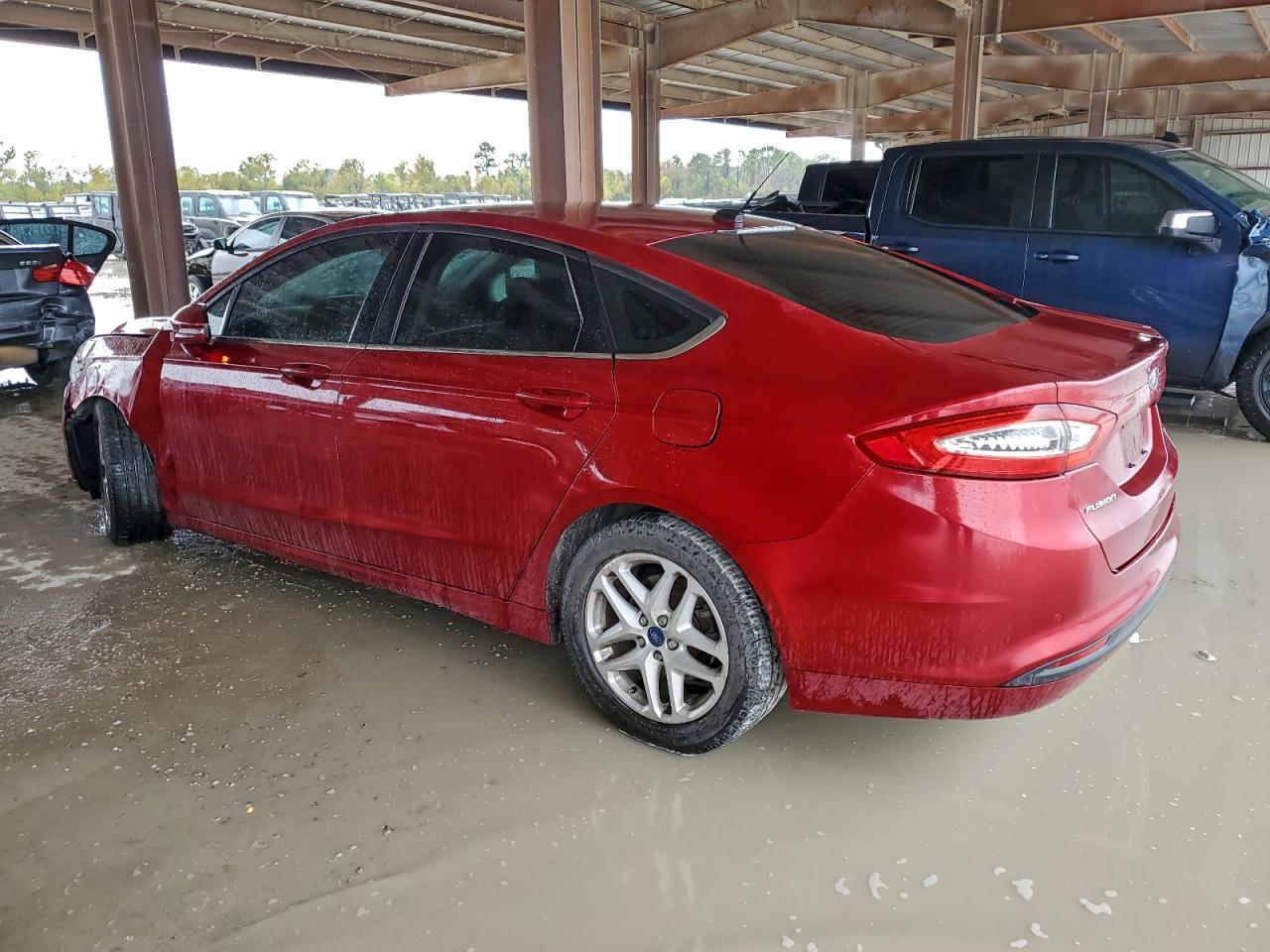 2016 Ford Fusion Se - Фото 2