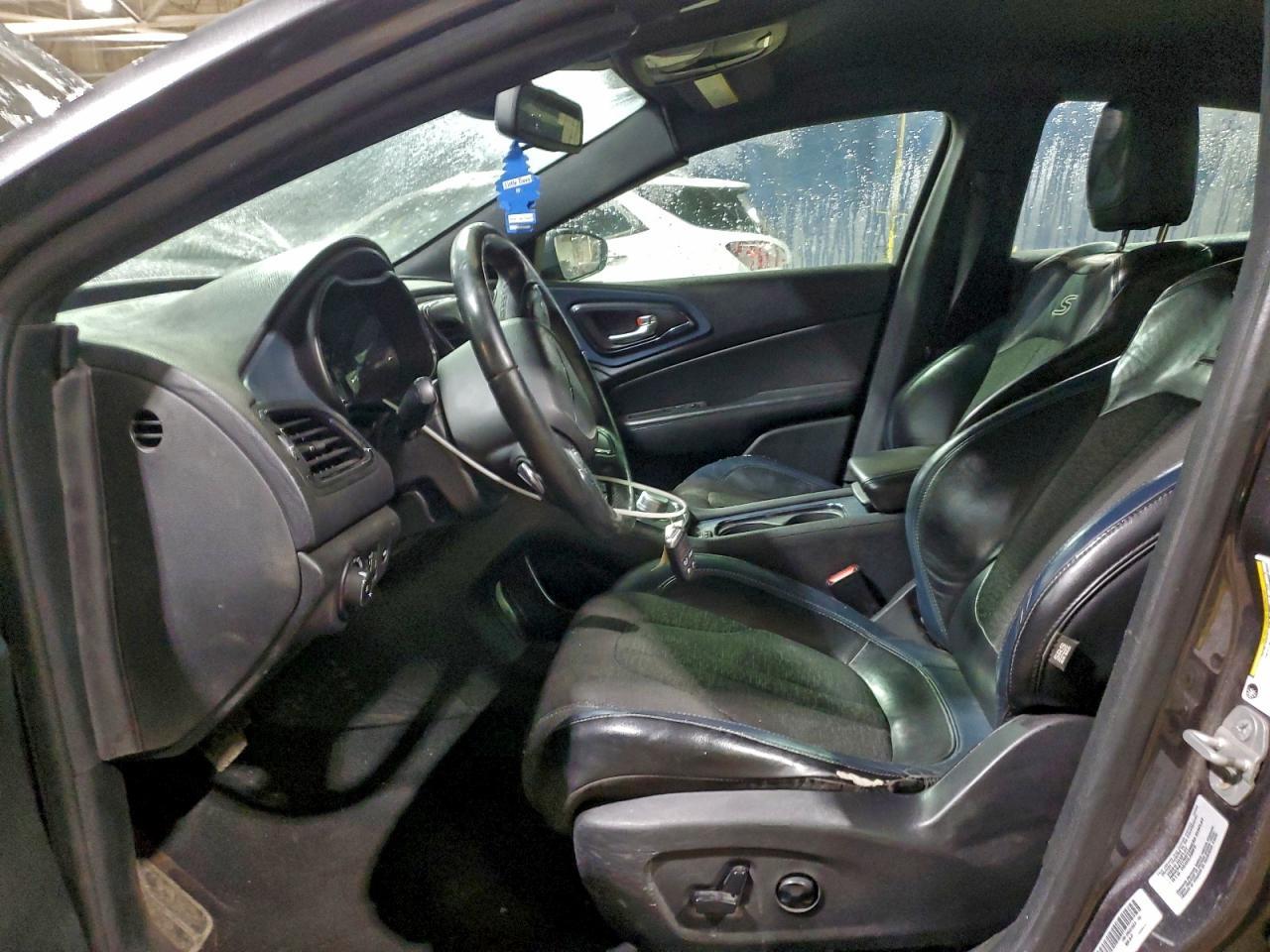 2015 Chrysler 200 S - Фото 7