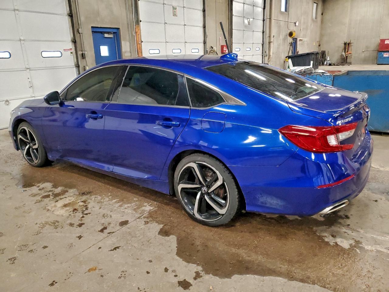 2018 Honda Accord Sport - Image 2