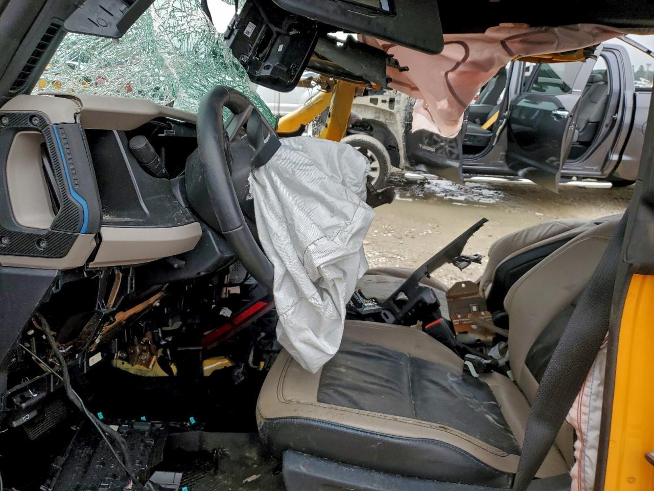 2022 Ford Bronco Base - Фото 7