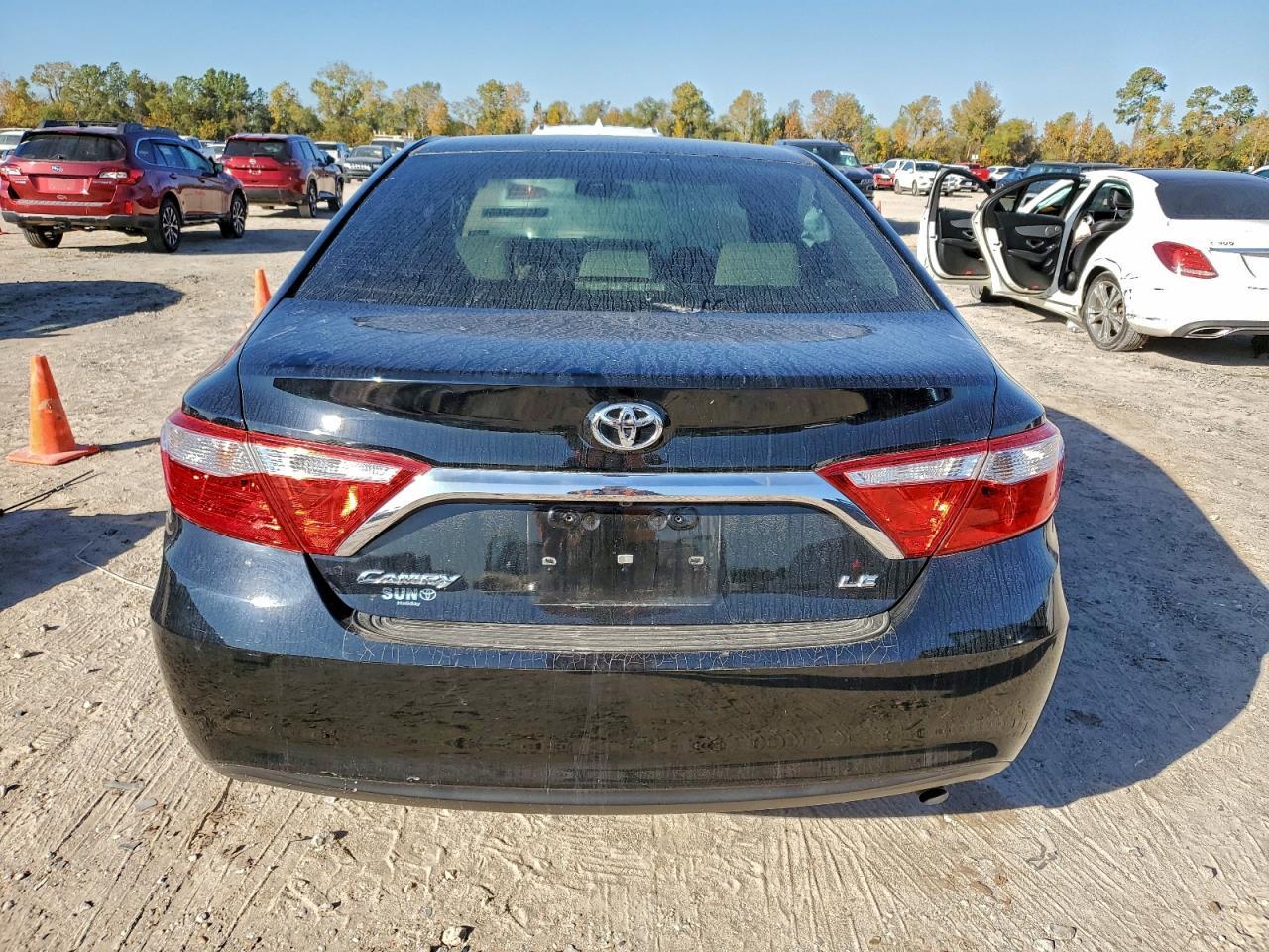 2015 Toyota Camry Le - Фото 6