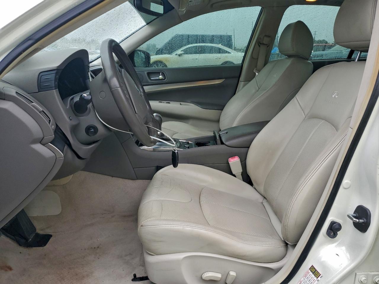 2013 Infiniti G37 Base - Image 7