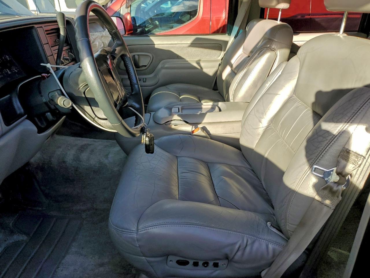 1997 Chevrolet Tahoe K1500 - Фото 7