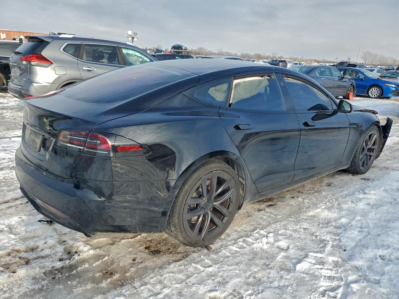 2022 Tesla Model S - Фото 3