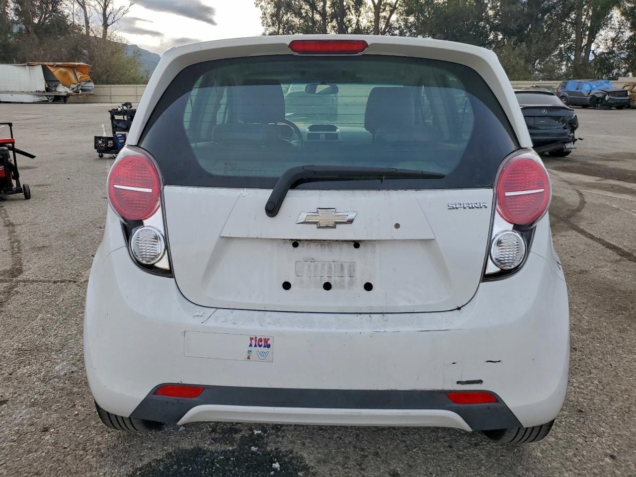 2015 Chevrolet Spark Ls - Image 6