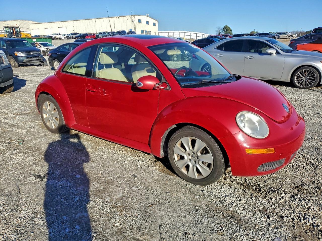 2008 Volkswagen New Beetle S - Фото 4