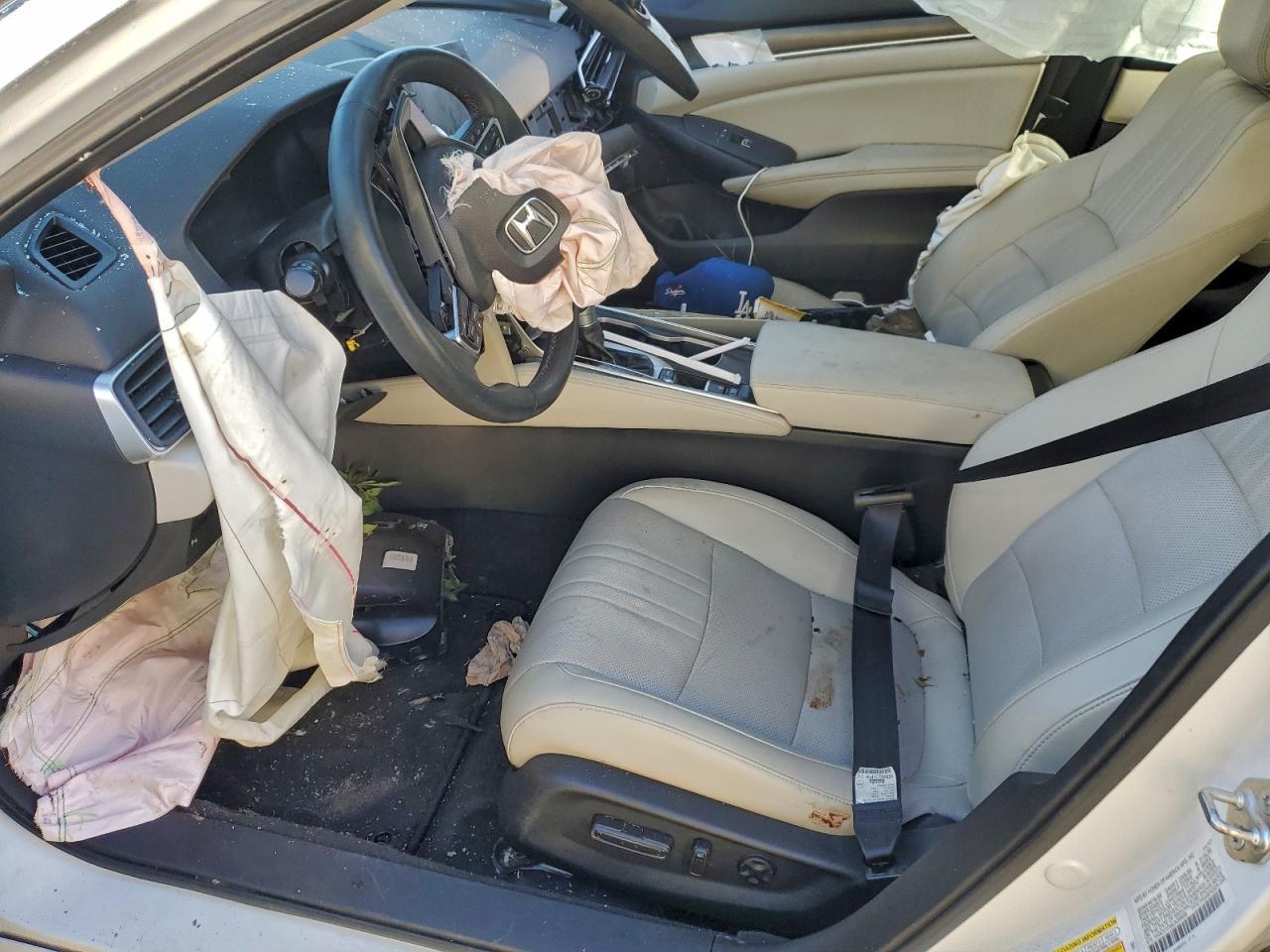 2018 Honda Accord Touring - Фото 7