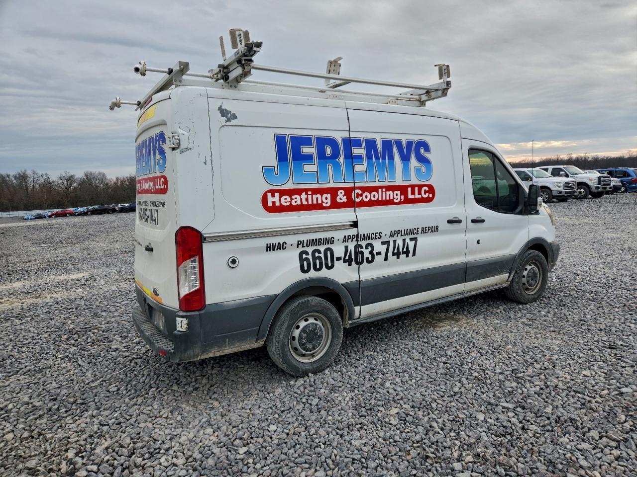 2015 Ford Transit - Фото 3