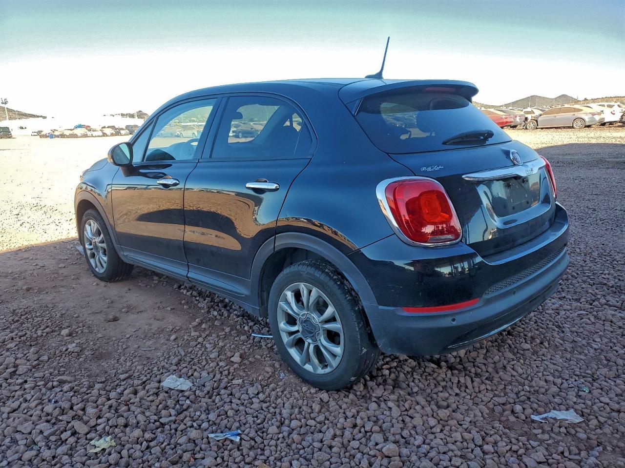 2016 Fiat 500X Easy - Image 2